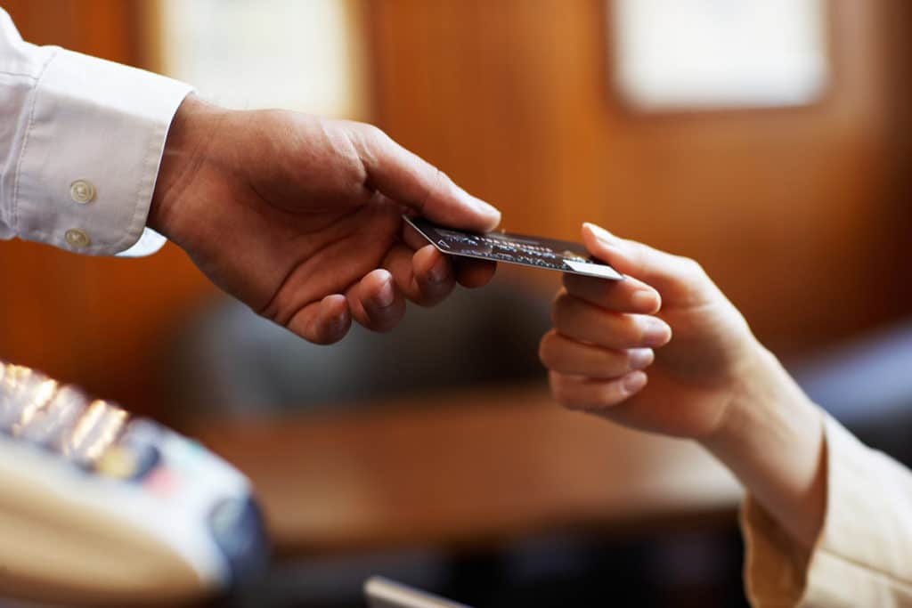 cartes à autorisation systématique