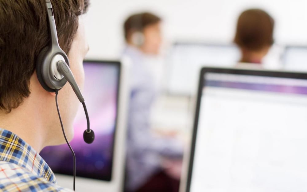 service client boursorama banque et monabanq