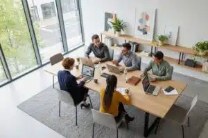 Comment Wallester aide à gérer les abonnements SaaS dans les startups tech ? Gestion abonnement saas entreprise