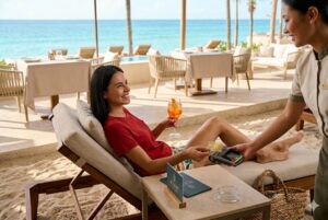 Banque : la carte idéale des voyageurs offerte + prime exclusive à saisir ! vacances assurances cb