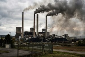 Assurance-vie : votre épargne finance peut-être le tabac et le charbon (sans le savoir) ! financement charbon assurance vie
